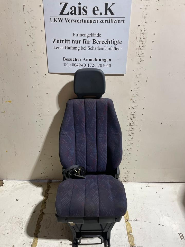 Mercedes Atego 1 Beifahrersitz - Banco por Camião: foto 1 Mercedes Atego 1 Beifahrersitz - Banco por Camião: foto 1