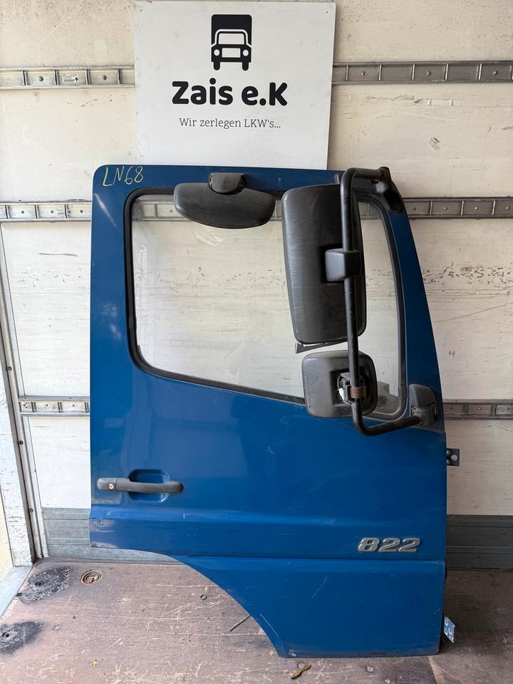 Mercedes Atego 2 Beifahrertür Blau Spiegel Innenverkleidung LN 68 - Porta e peças por Camião: foto 1 Mercedes Atego 2 Beifahrertür Blau Spiegel Innenverkleidung LN 68 - Porta e peças por Camião: foto 1