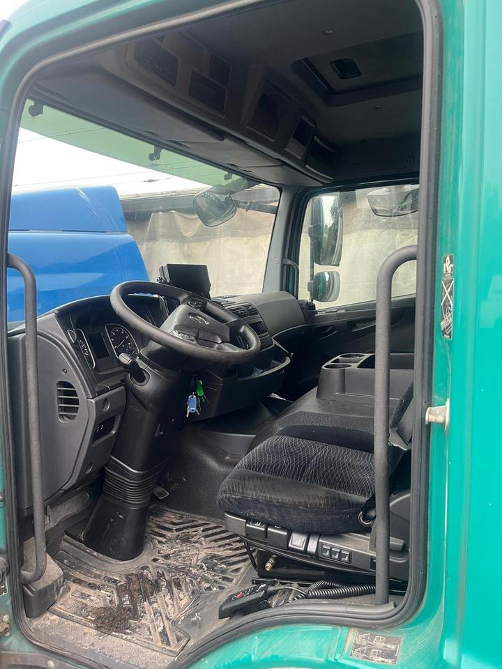 Mercedes Atego 4 1524 komplette Kabine ohne elektrische Geräte - Cabine por Camião: foto 4 Mercedes Atego 4 1524 komplette Kabine ohne elektrische Geräte - Cabine por Camião: foto 4