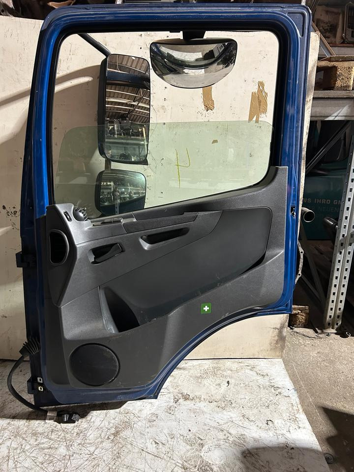 Mercedes Atego 4 EU6 Beifahrertür Innenverkleidung, Spiegel LN 45 - Porta e peças por Camião: foto 4 Mercedes Atego 4 EU6 Beifahrertür Innenverkleidung, Spiegel LN 45 - Porta e peças por Camião: foto 4