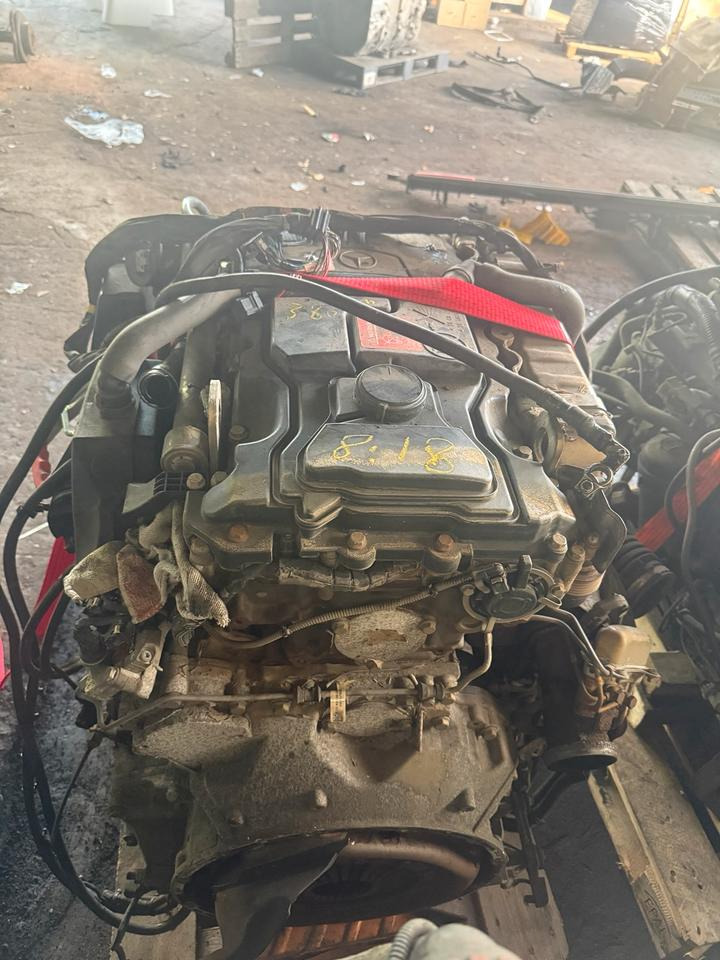 Mercedes Atego 818 EU6 Motor OM934LA 6-3-00 - Motor por Camião: foto 4 Mercedes Atego 818 EU6 Motor OM934LA 6-3-00 - Motor por Camião: foto 4