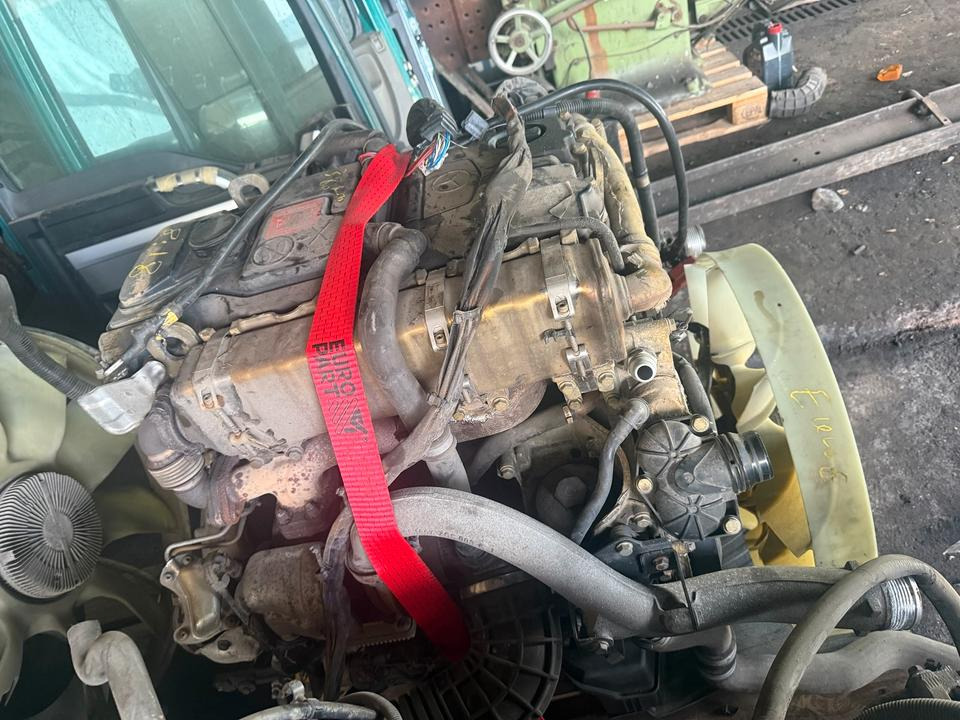 Mercedes Atego 818 EU6 Motor OM934LA 6-3-00 - Motor por Camião: foto 3 Mercedes Atego 818 EU6 Motor OM934LA 6-3-00 - Motor por Camião: foto 3