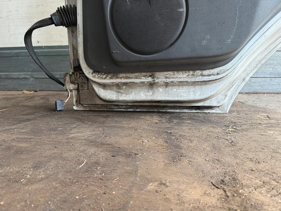 Mercedes Atego Beifahrertür Weiß Spiegel Innenverkleidung LN 75 - Porta e peças por Camião: foto 5 Mercedes Atego Beifahrertür Weiß Spiegel Innenverkleidung LN 75 - Porta e peças por Camião: foto 5