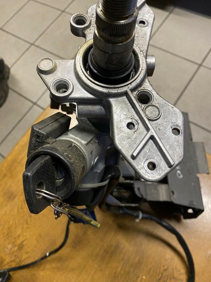 Mercedes Atego Lenksäule Lenkung mit Zündschloss & Schlüssel - Coluna de direcção por Camião: foto 3 Mercedes Atego Lenksäule Lenkung mit Zündschloss & Schlüssel - Coluna de direcção por Camião: foto 3