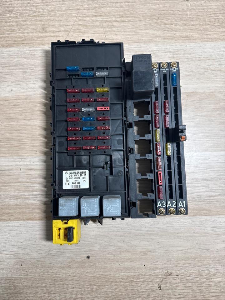 Mercedes Atego Sicherungskasten A0015432015 - Sistema elétrico por Camião: foto 2 Mercedes Atego Sicherungskasten A0015432015 - Sistema elétrico por Camião: foto 2