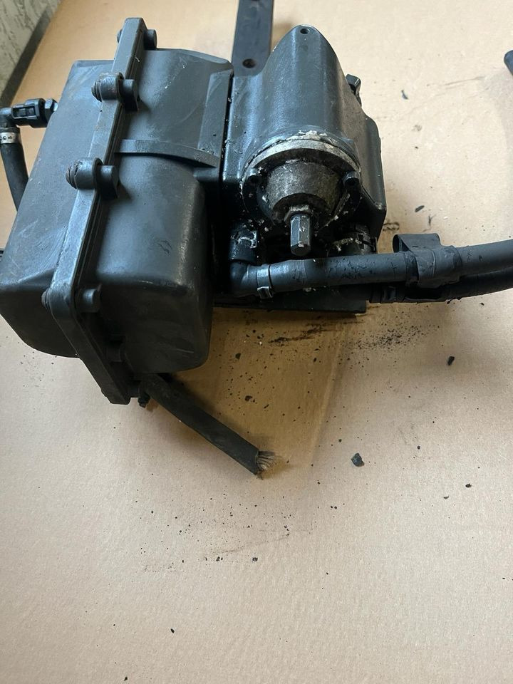 Mercedes-Benz Actros Atego EU4 EU5 AdBlue Pumpe A0001400478 - Bomba de combustivel por Camião: foto 4 Mercedes-Benz Actros Atego EU4 EU5 AdBlue Pumpe A0001400478 - Bomba de combustivel por Camião: foto 4