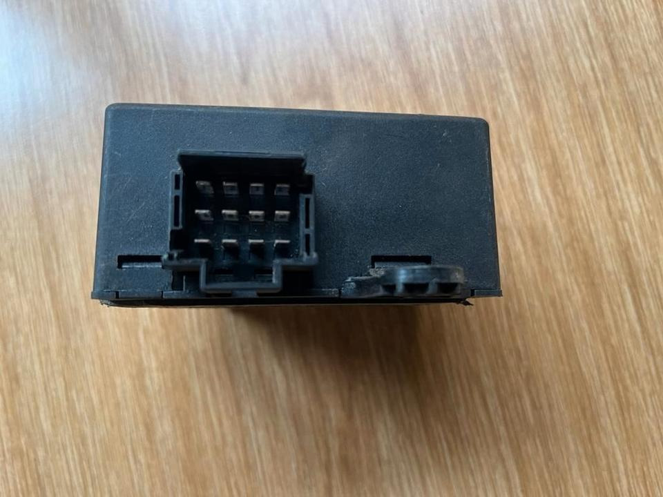 Mercedes Benz Vito W638 Wegfahrsperre Modul 0335456032 - Centralina electrónica por Camião: foto 3 Mercedes Benz Vito W638 Wegfahrsperre Modul 0335456032 - Centralina electrónica por Camião: foto 3