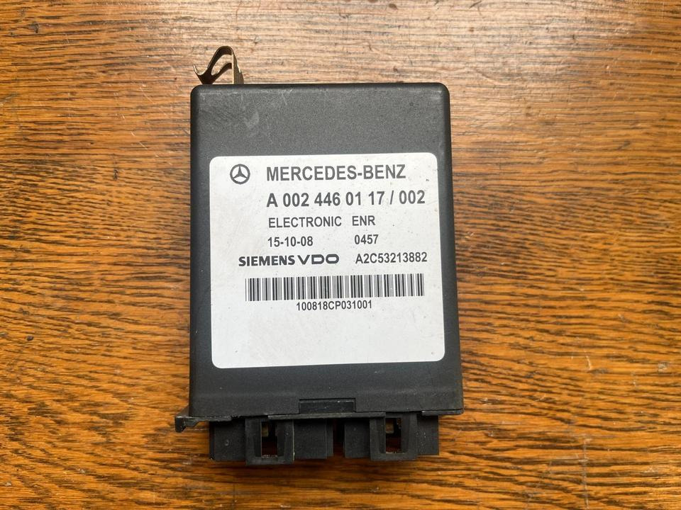 Mercedes SIEMENS VDO Elektronik ENR Steuergerät A0024460117 - Centralina electrónica por Camião: foto 1 Mercedes SIEMENS VDO Elektronik ENR Steuergerät A0024460117 - Centralina electrónica por Camião: foto 1