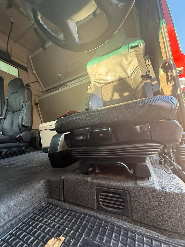Peça de reposição MAN TGX EU6 Fahrersitz Alcantara Leder: foto 7