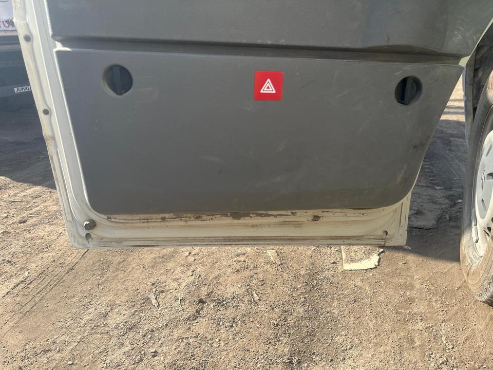 VW Crafter Fahrertür, Tür links weiß mit Spiegel - Peça de reposição: foto 5 VW Crafter Fahrertür, Tür links weiß mit Spiegel - Peça de reposição: foto 5