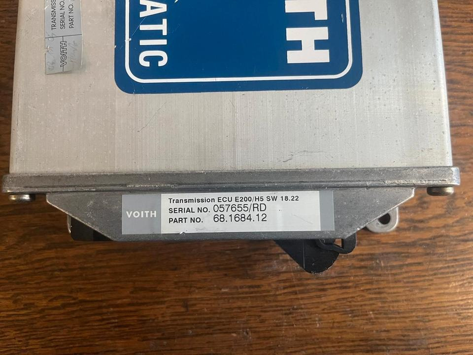 VOITH Automatik Getriebe Steuergerät A0014469710 - Centralina electrónica por Camião: foto 5 VOITH Automatik Getriebe Steuergerät A0014469710 - Centralina electrónica por Camião: foto 5