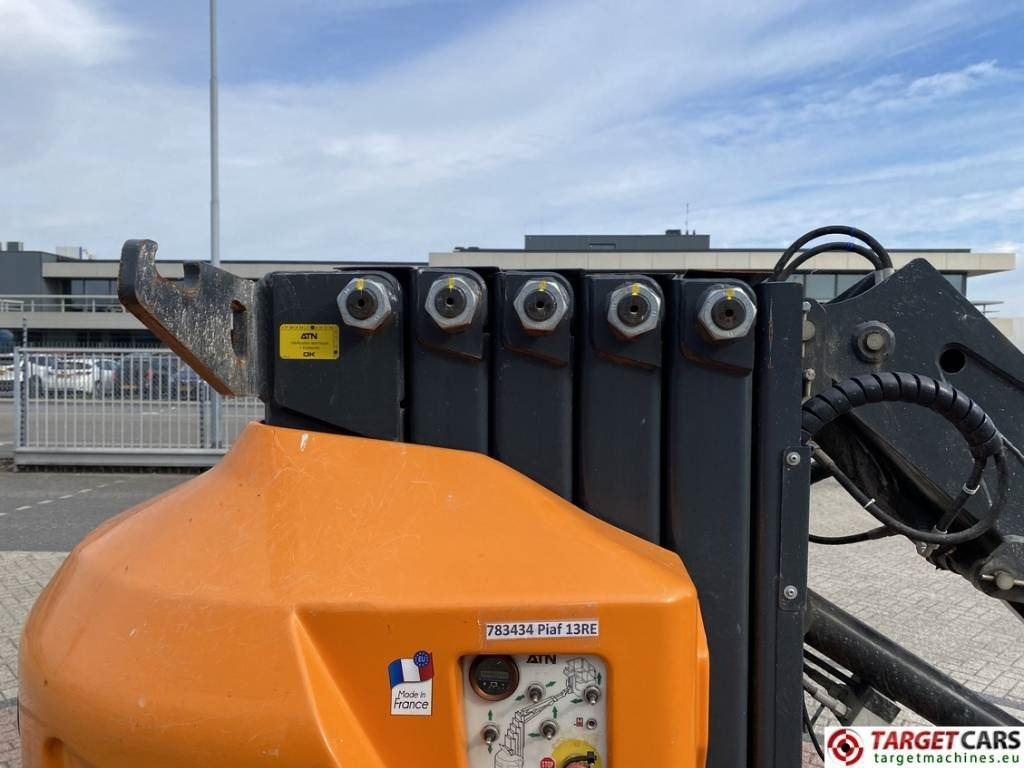 Leasing de ATN Piaf 13RE Electric Vertical MastLift 1265cm DEFECT ATN Piaf 13RE Electric Vertical MastLift 1265cm DEFECT: foto 29 Leasing de ATN Piaf 13RE Electric Vertical MastLift 1265cm DEFECT ATN Piaf 13RE Electric Vertical MastLift 1265cm DEFECT: foto 29