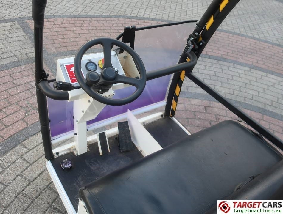 Bradshaw AV6AV ELECTRIC UTV RECREATIONAL 6-PERSONS VEHICLE - Carrinho de golfe: foto 5 Bradshaw AV6AV ELECTRIC UTV RECREATIONAL 6-PERSONS VEHICLE - Carrinho de golfe: foto 5
