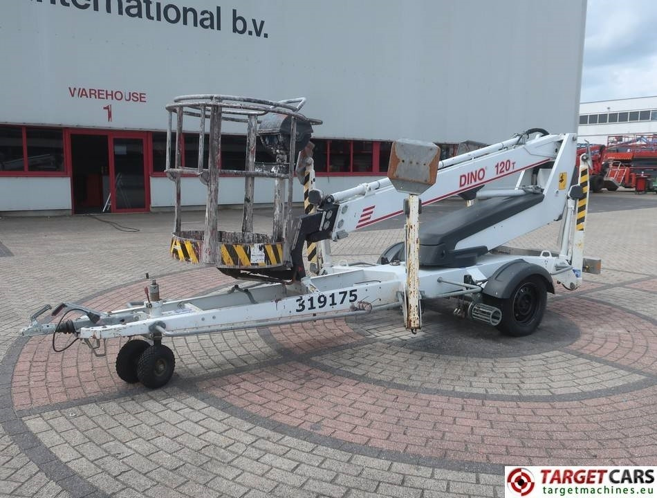Dino 120T Tow Telescopic Boom Work Lift 1200cm - Plataforma de elevaçao rebocável: foto 1 Dino 120T Tow Telescopic Boom Work Lift 1200cm - Plataforma de elevaçao rebocável: foto 1