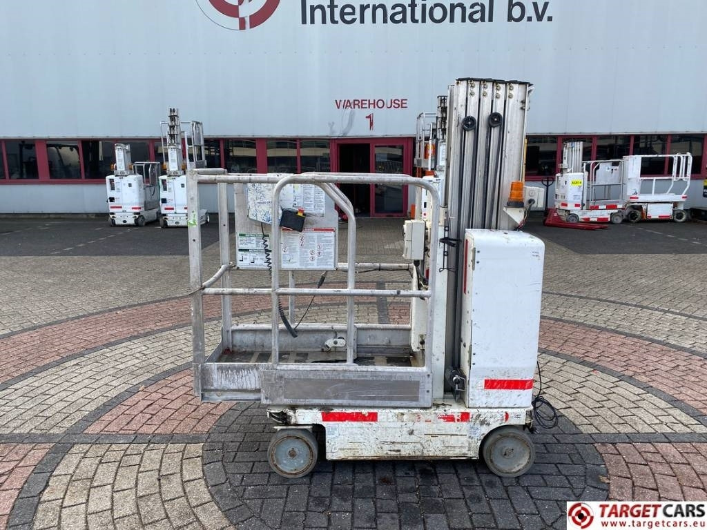 Genie GR-20 RunAbout Electric Vertical Mast Lift 802cm - Plataforma de mastro vertical: foto 5 Genie GR-20 RunAbout Electric Vertical Mast Lift 802cm - Plataforma de mastro vertical: foto 5