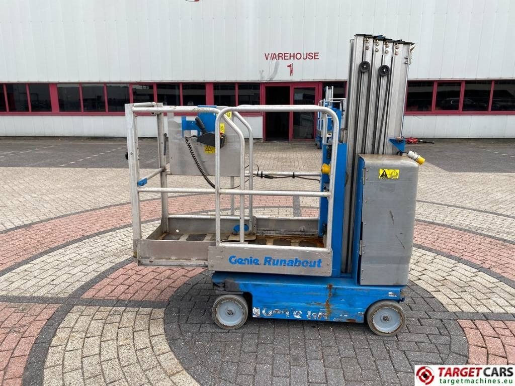 Genie GR-20 Runabout El Vertical Mast Work Lift 802cm - Plataforma de mastro vertical: foto 5 Genie GR-20 Runabout El Vertical Mast Work Lift 802cm - Plataforma de mastro vertical: foto 5