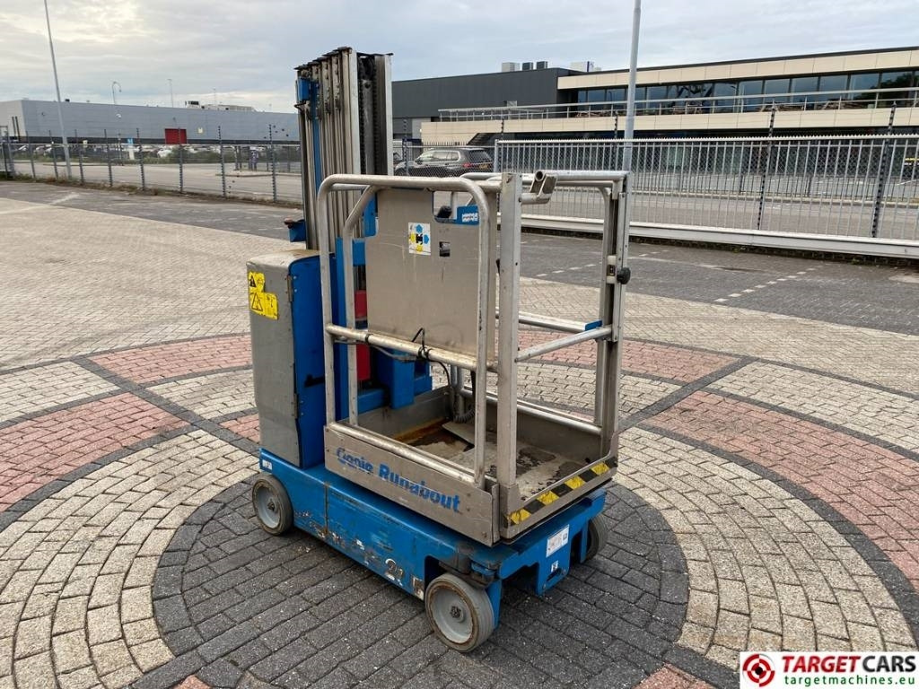 Genie GR-20 Runabout El Vertical Mast Work Lift 802cm - Plataforma de mastro vertical: foto 2 Genie GR-20 Runabout El Vertical Mast Work Lift 802cm - Plataforma de mastro vertical: foto 2