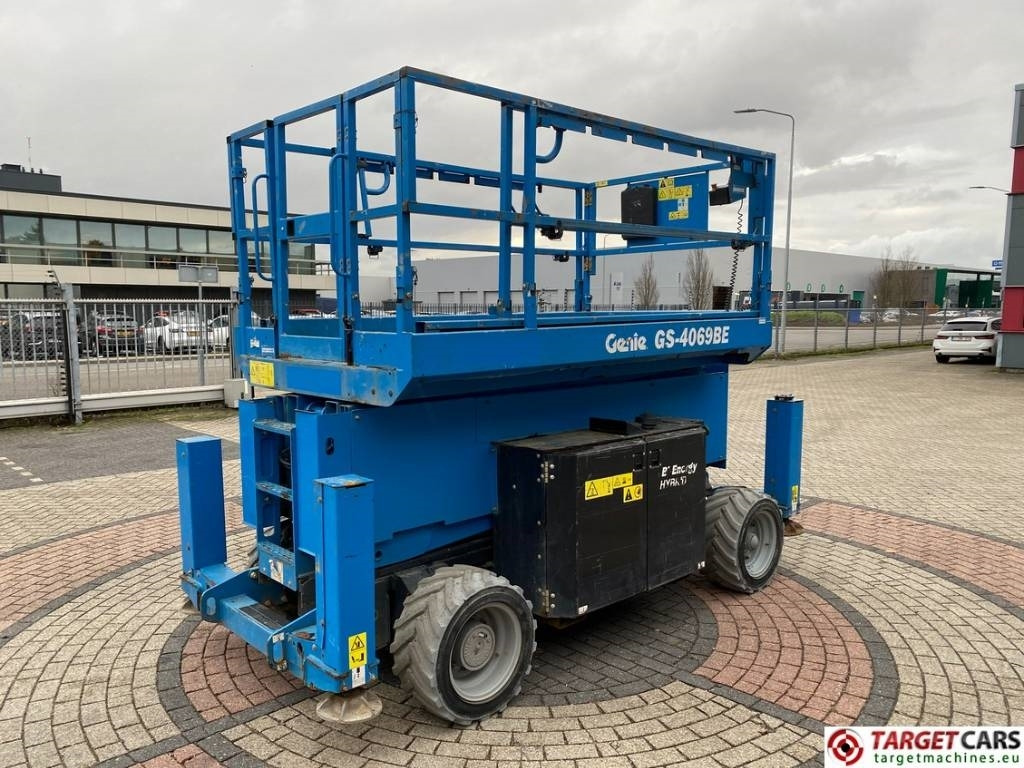 Genie GS-4069BE HyBrid Scissor Work Lift 1412cm - Plataforma de Tijera/ Plataforma de tesoura: foto 3 Genie GS-4069BE HyBrid Scissor Work Lift 1412cm - Plataforma de Tijera/ Plataforma de tesoura: foto 3
