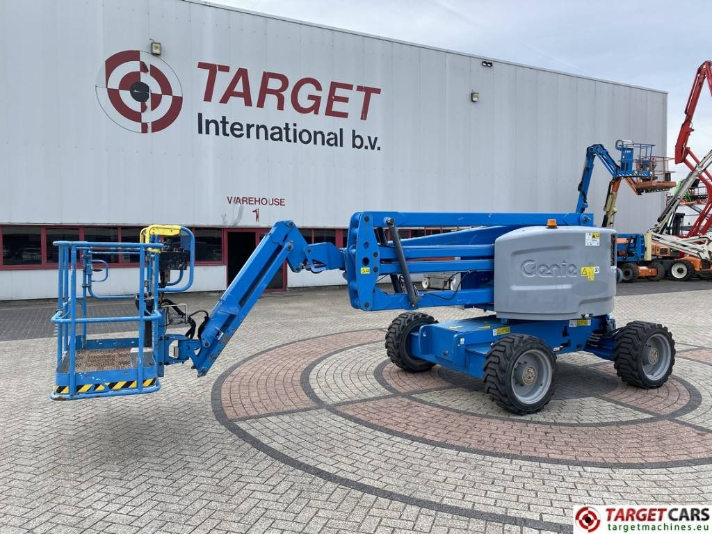 Genie Z-45/25J Diesel 4x4 Articulated Boom Lift 1605cm - Plataforma articulada: foto 1 Genie Z-45/25J Diesel 4x4 Articulated Boom Lift 1605cm - Plataforma articulada: foto 1