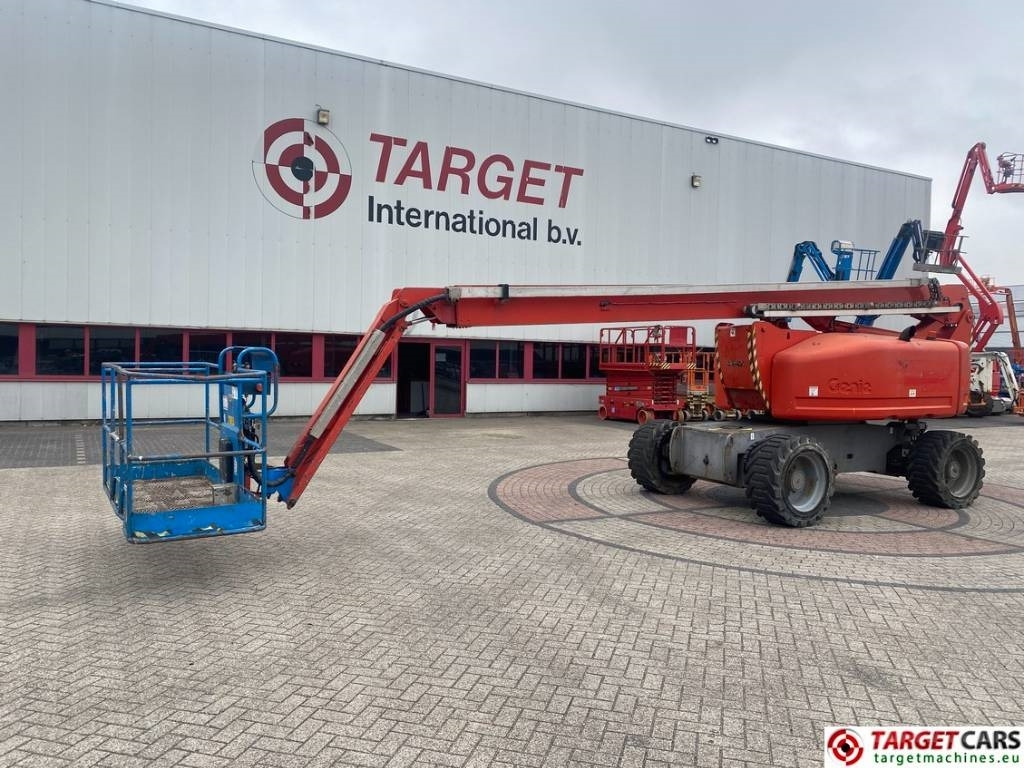 Genie Z-80/60 Articulated 4x4x4 Diesel Boom Lift 2577cm - Plataforma articulada: foto 1 Genie Z-80/60 Articulated 4x4x4 Diesel Boom Lift 2577cm - Plataforma articulada: foto 1