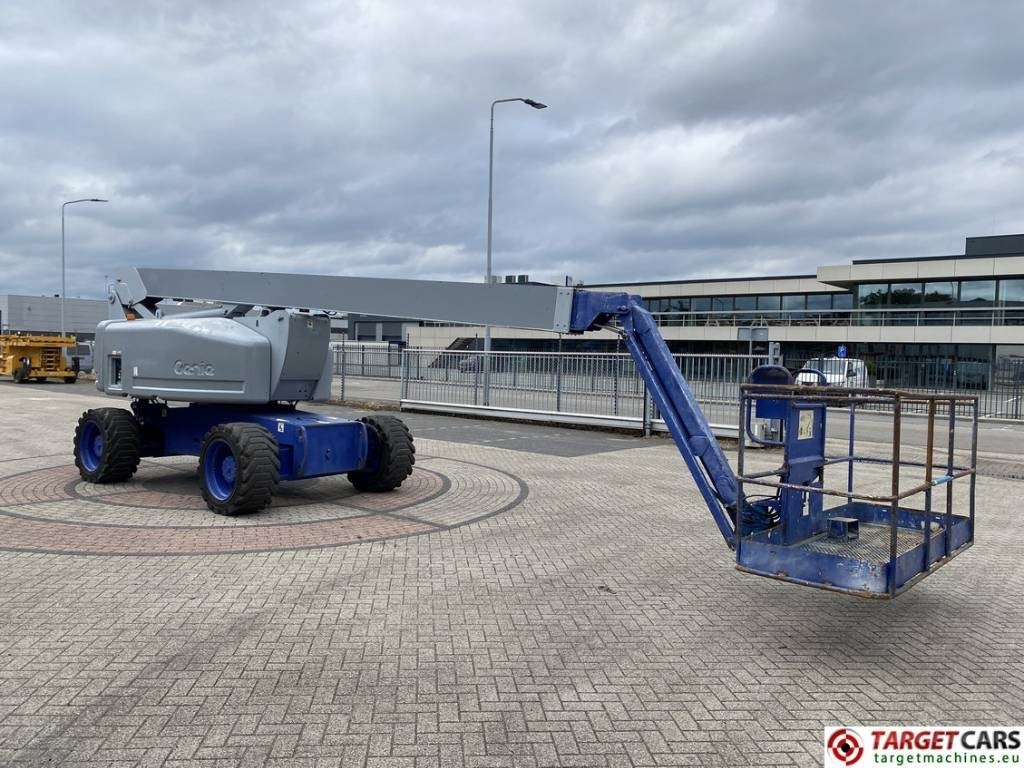 Genie Z-80/60 Articulated 4x4x4 Diesel Boom Lift 2577cm - Plataforma articulada: foto 2 Genie Z-80/60 Articulated 4x4x4 Diesel Boom Lift 2577cm - Plataforma articulada: foto 2