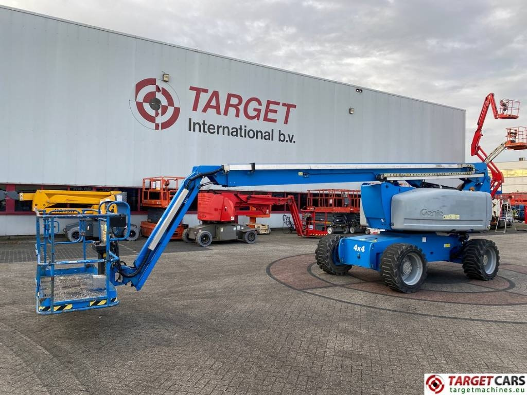 Genie Z-80/60 Diesel 4x4x4 Articulated Boom Lift 2577cm - Plataforma articulada: foto 1 Genie Z-80/60 Diesel 4x4x4 Articulated Boom Lift 2577cm - Plataforma articulada: foto 1