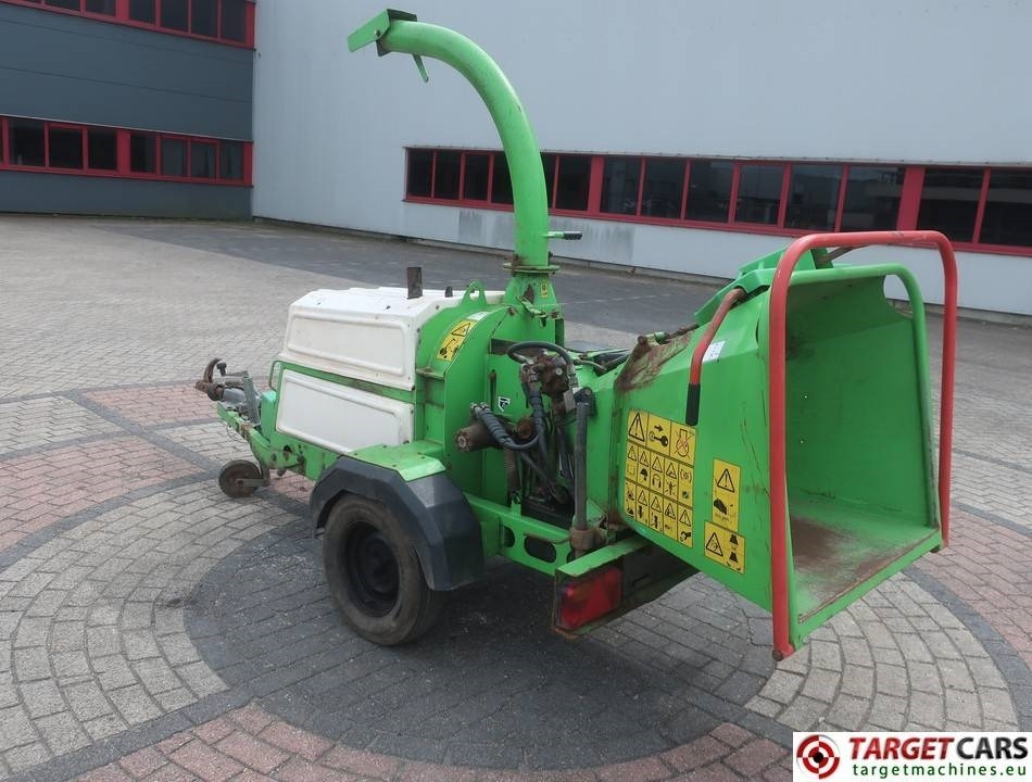 Greenmech Wood Chipper Diesel (engine issue) - Estilhaçadora de madeira: foto 4 Greenmech Wood Chipper Diesel (engine issue) - Estilhaçadora de madeira: foto 4