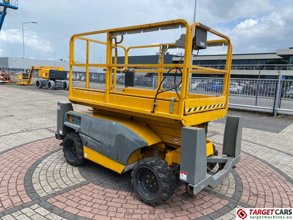 Haulotte Compact 10DX Diesel 4x4 Scissor Work Lift 1015cm - Plataforma de Tijera/ Plataforma de tesoura: foto 2 Haulotte Compact 10DX Diesel 4x4 Scissor Work Lift 1015cm - Plataforma de Tijera/ Plataforma de tesoura: foto 2