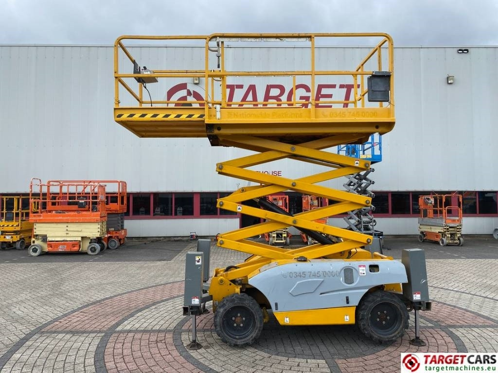 Haulotte Compact 10DX Diesel 4x4 Scissor Work Lift 1015cm - Plataforma de Tijera/ Plataforma de tesoura: foto 5 Haulotte Compact 10DX Diesel 4x4 Scissor Work Lift 1015cm - Plataforma de Tijera/ Plataforma de tesoura: foto 5