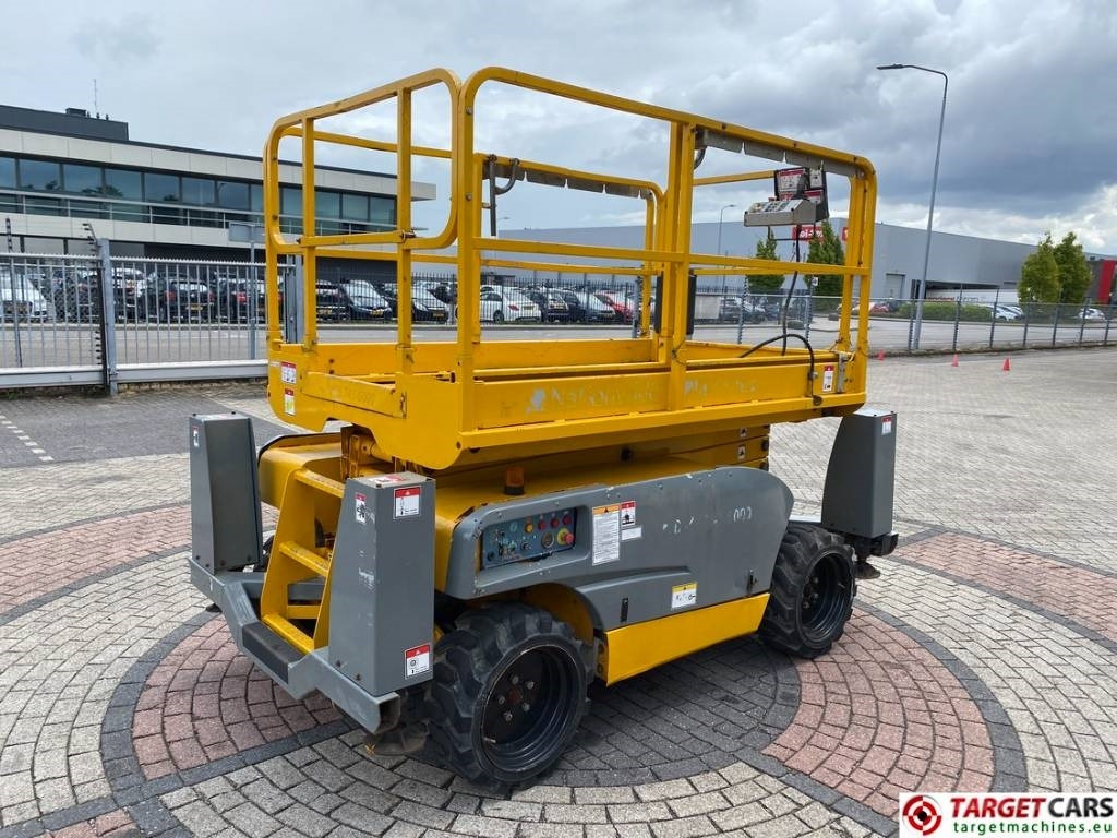 Haulotte Compact 10DX Diesel 4x4 Scissor Work Lift 1015cm - Plataforma de Tijera/ Plataforma de tesoura: foto 3 Haulotte Compact 10DX Diesel 4x4 Scissor Work Lift 1015cm - Plataforma de Tijera/ Plataforma de tesoura: foto 3