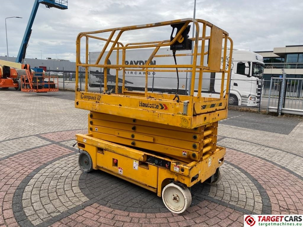 Haulotte Compact 12 Electric Scissor Work Lift 1200cm - Plataforma de Tijera/ Plataforma de tesoura: foto 2 Haulotte Compact 12 Electric Scissor Work Lift 1200cm - Plataforma de Tijera/ Plataforma de tesoura: foto 2