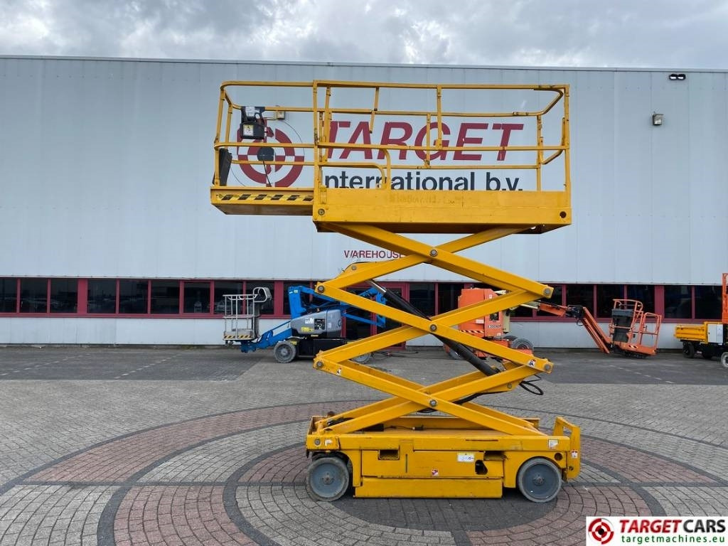 Haulotte Compact 8 Electric Scissor Work Lift 818cm - Plataforma de Tijera/ Plataforma de tesoura: foto 5 Haulotte Compact 8 Electric Scissor Work Lift 818cm - Plataforma de Tijera/ Plataforma de tesoura: foto 5