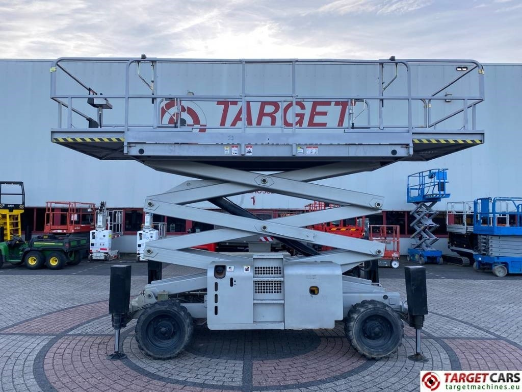 Haulotte H12SX Diesel 4x4 Scissor H12SDX Work Lift 1200cm - Plataforma de Tijera/ Plataforma de tesoura: foto 5 Haulotte H12SX Diesel 4x4 Scissor H12SDX Work Lift 1200cm - Plataforma de Tijera/ Plataforma de tesoura: foto 5