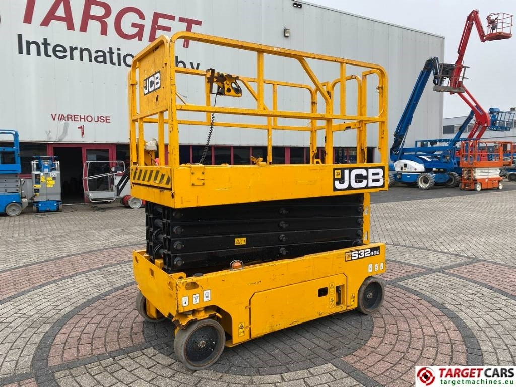 JCB S3246E Electric Scissor Work Lift 1200cm - Plataforma de Tijera/ Plataforma de tesoura: foto 1 JCB S3246E Electric Scissor Work Lift 1200cm - Plataforma de Tijera/ Plataforma de tesoura: foto 1