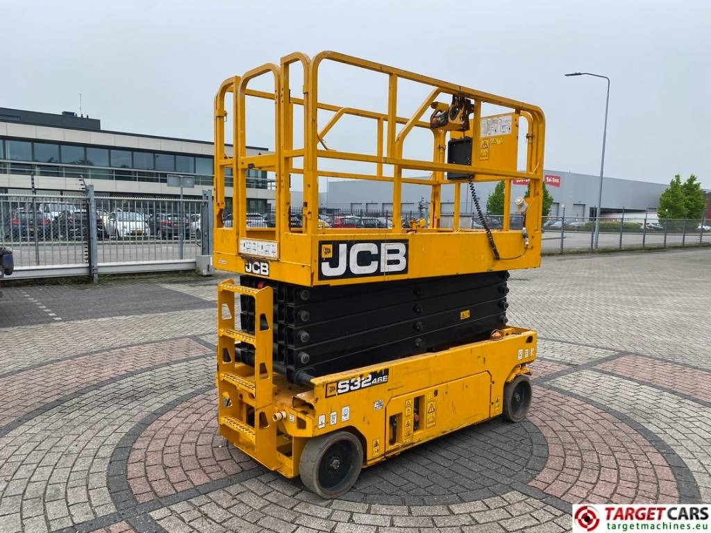 JCB S3246E Electric Scissor Work Lift 1200cm - Plataforma de Tijera/ Plataforma de tesoura: foto 3 JCB S3246E Electric Scissor Work Lift 1200cm - Plataforma de Tijera/ Plataforma de tesoura: foto 3