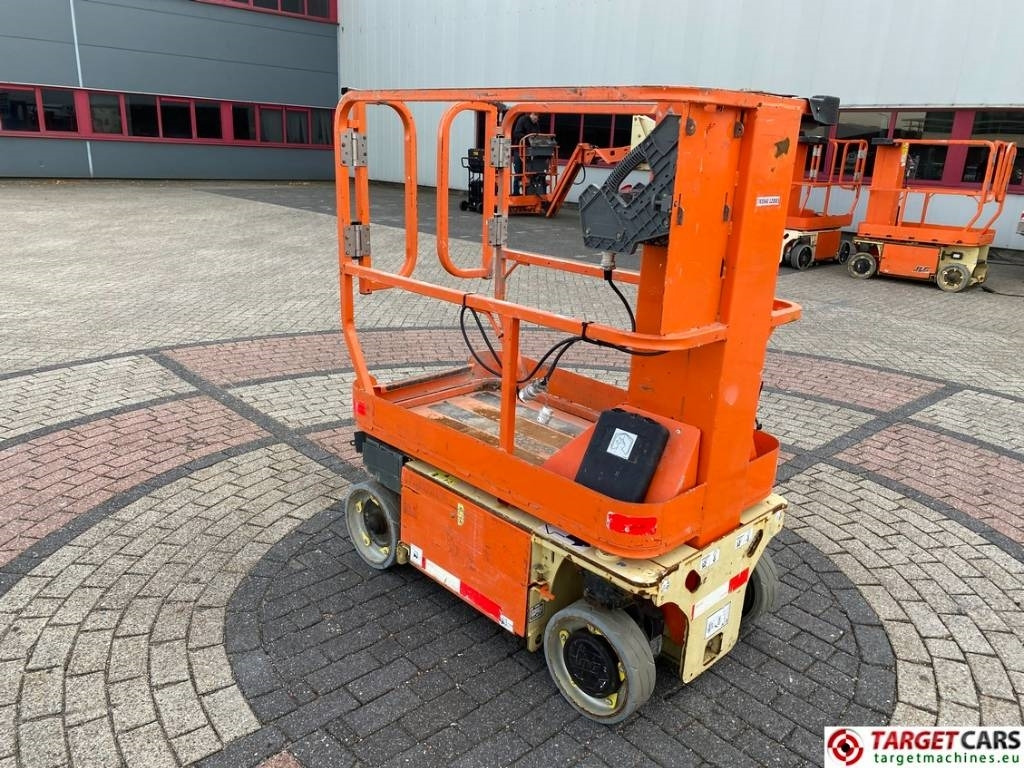 JLG 1230ES Electric Vertical Mast Work Lift 566cm - Plataforma de mastro vertical: foto 4 JLG 1230ES Electric Vertical Mast Work Lift 566cm - Plataforma de mastro vertical: foto 4