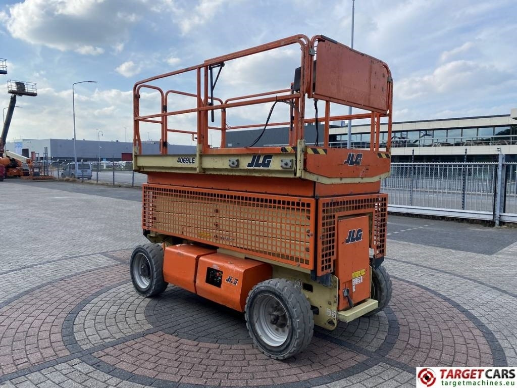 JLG 4069LE Electric Scissor Work Lift 1419cm - Plataforma de Tijera/ Plataforma de tesoura: foto 2 JLG 4069LE Electric Scissor Work Lift 1419cm - Plataforma de Tijera/ Plataforma de tesoura: foto 2