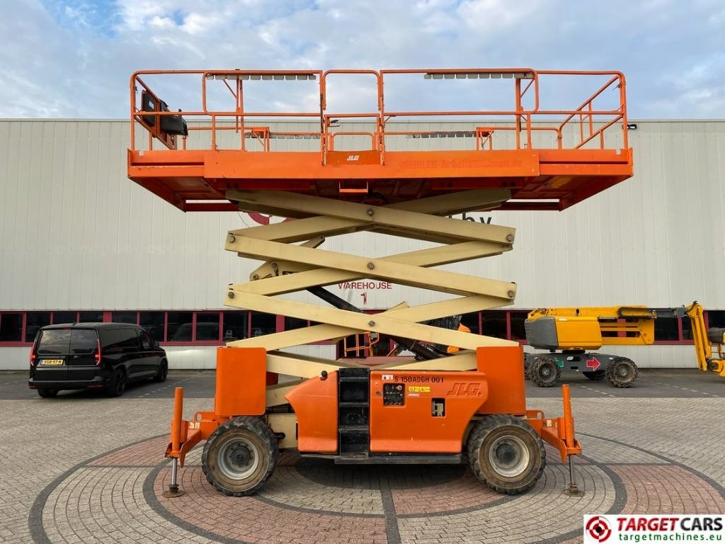 JLG 4394RT Diesel 4x4 Scissor Work Lift 1511cm - Plataforma de Tijera/ Plataforma de tesoura: foto 5 JLG 4394RT Diesel 4x4 Scissor Work Lift 1511cm - Plataforma de Tijera/ Plataforma de tesoura: foto 5