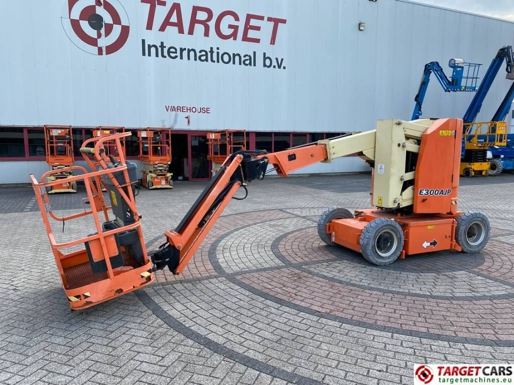 JLG E300AJP Jib Plus Articulated Boom Lift 11M DEFECT - Plataforma articulada: foto 1 JLG E300AJP Jib Plus Articulated Boom Lift 11M DEFECT - Plataforma articulada: foto 1