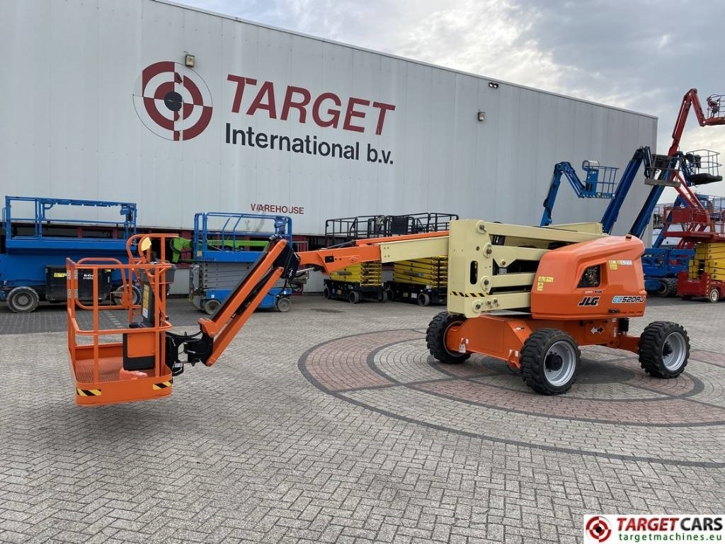 JLG EC520AJ Electric Articulated Boom Work Lift 1800cm - Plataforma articulada: foto 1 JLG EC520AJ Electric Articulated Boom Work Lift 1800cm - Plataforma articulada: foto 1