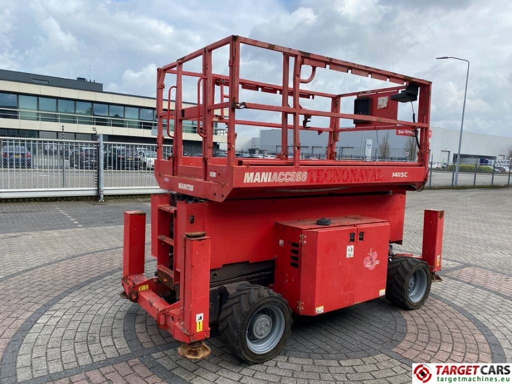 Manitou 140SC Diesel 4x4 Scissor Work Lift 1412cm - Plataforma de Tijera/ Plataforma de tesoura: foto 3 Manitou 140SC Diesel 4x4 Scissor Work Lift 1412cm - Plataforma de Tijera/ Plataforma de tesoura: foto 3