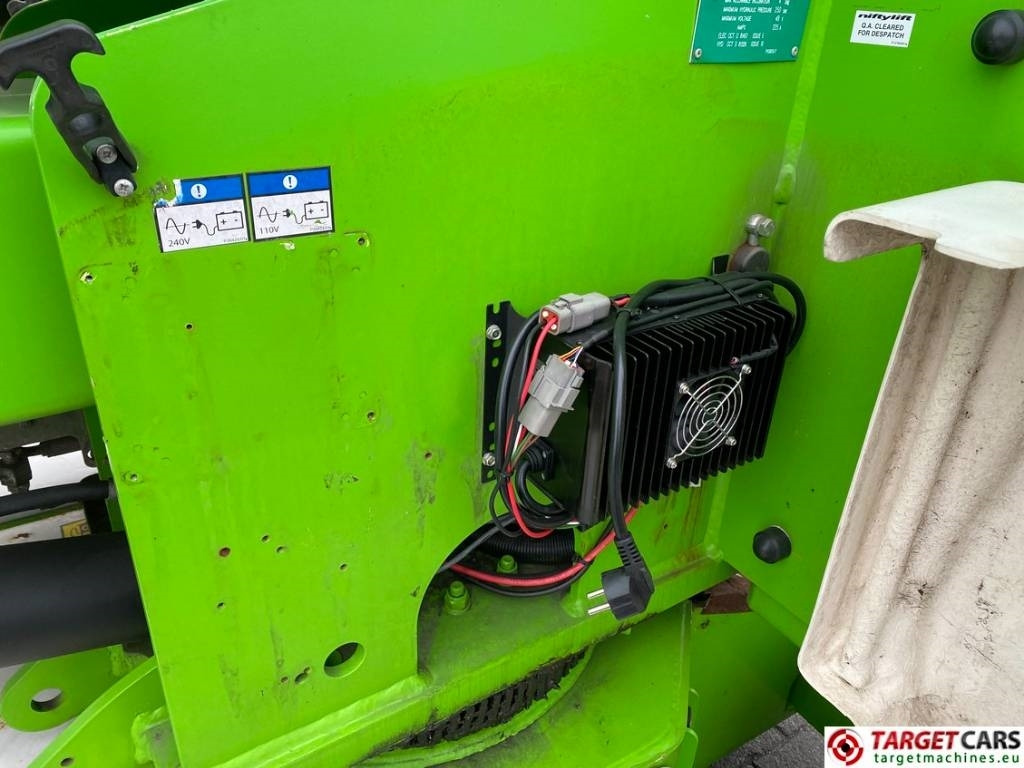 Plataforma articulada Niftylift HR15NDE HyBrid Articulated Boom Work Lift 1550cm: foto 17