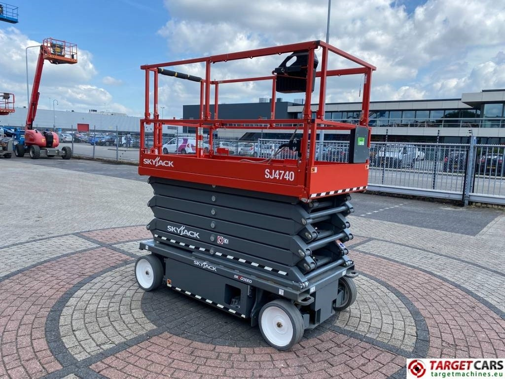 SkyJack SJ4740 Electric 4740 Scissor Work Lift 1380cm - Plataforma de Tijera/ Plataforma de tesoura: foto 2 SkyJack SJ4740 Electric 4740 Scissor Work Lift 1380cm - Plataforma de Tijera/ Plataforma de tesoura: foto 2