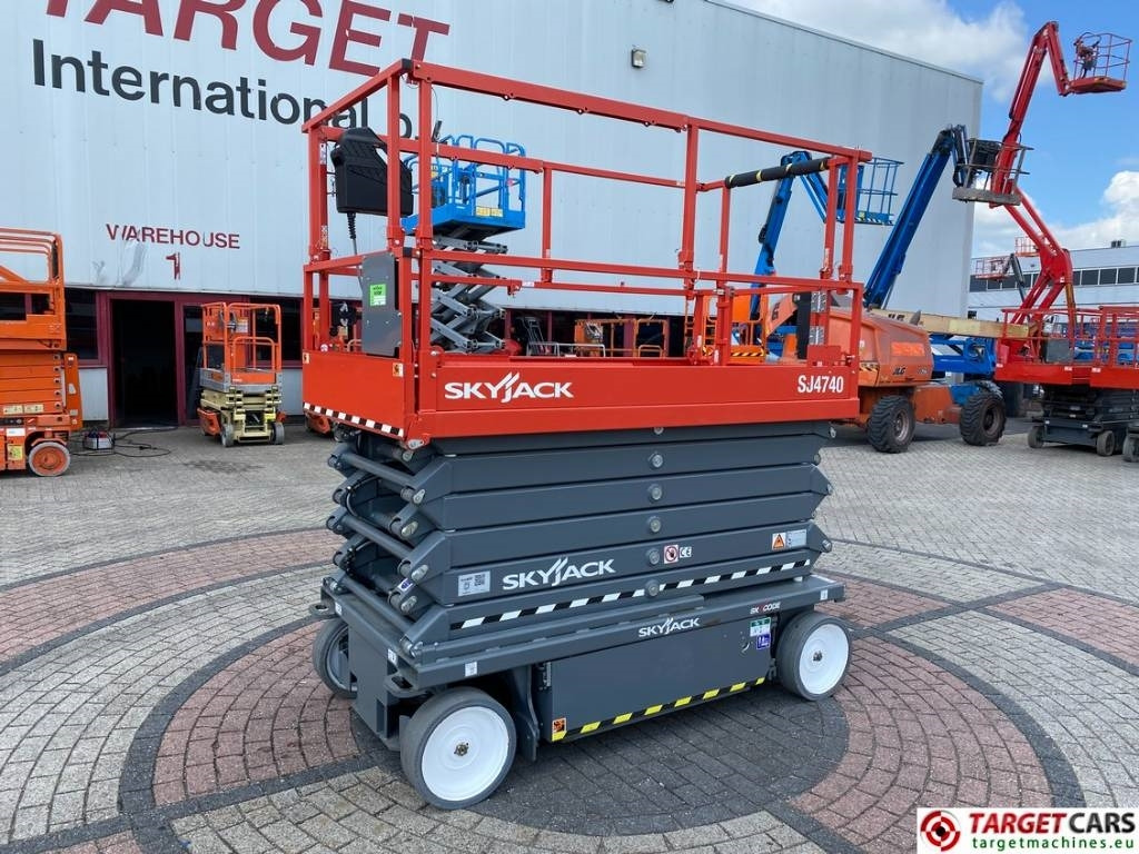 SkyJack SJ4740 Electric 4740 Scissor Work Lift 1380cm - Plataforma de Tijera/ Plataforma de tesoura: foto 1 SkyJack SJ4740 Electric 4740 Scissor Work Lift 1380cm - Plataforma de Tijera/ Plataforma de tesoura: foto 1
