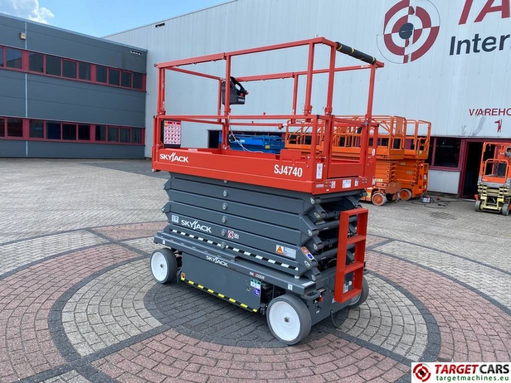 SkyJack SJ4740 Electric 4740 Scissor Work Lift 1380cm - Plataforma de Tijera/ Plataforma de tesoura: foto 4 SkyJack SJ4740 Electric 4740 Scissor Work Lift 1380cm - Plataforma de Tijera/ Plataforma de tesoura: foto 4