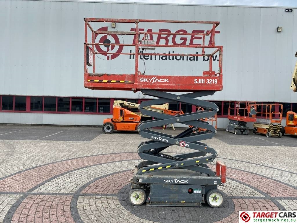 SkyJack SJIII-3219 Electric Scissor Work Lift 780cm - Plataforma de Tijera/ Plataforma de tesoura: foto 5 SkyJack SJIII-3219 Electric Scissor Work Lift 780cm - Plataforma de Tijera/ Plataforma de tesoura: foto 5