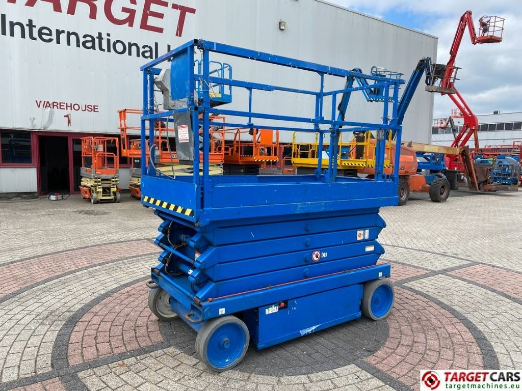 SkyJack SJIII-4632 Electric 4632 Scissor Work Lift 1170cm - Plataforma de Tijera/ Plataforma de tesoura: foto 1 SkyJack SJIII-4632 Electric 4632 Scissor Work Lift 1170cm - Plataforma de Tijera/ Plataforma de tesoura: foto 1