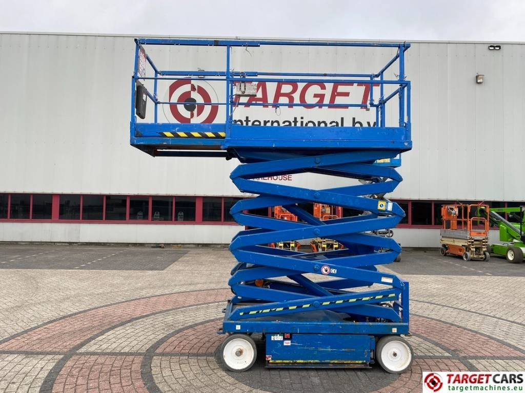 SkyJack SJIII-4632 Electric 4632 Scissor Work Lift 1170cm - Plataforma de Tijera/ Plataforma de tesoura: foto 5 SkyJack SJIII-4632 Electric 4632 Scissor Work Lift 1170cm - Plataforma de Tijera/ Plataforma de tesoura: foto 5
