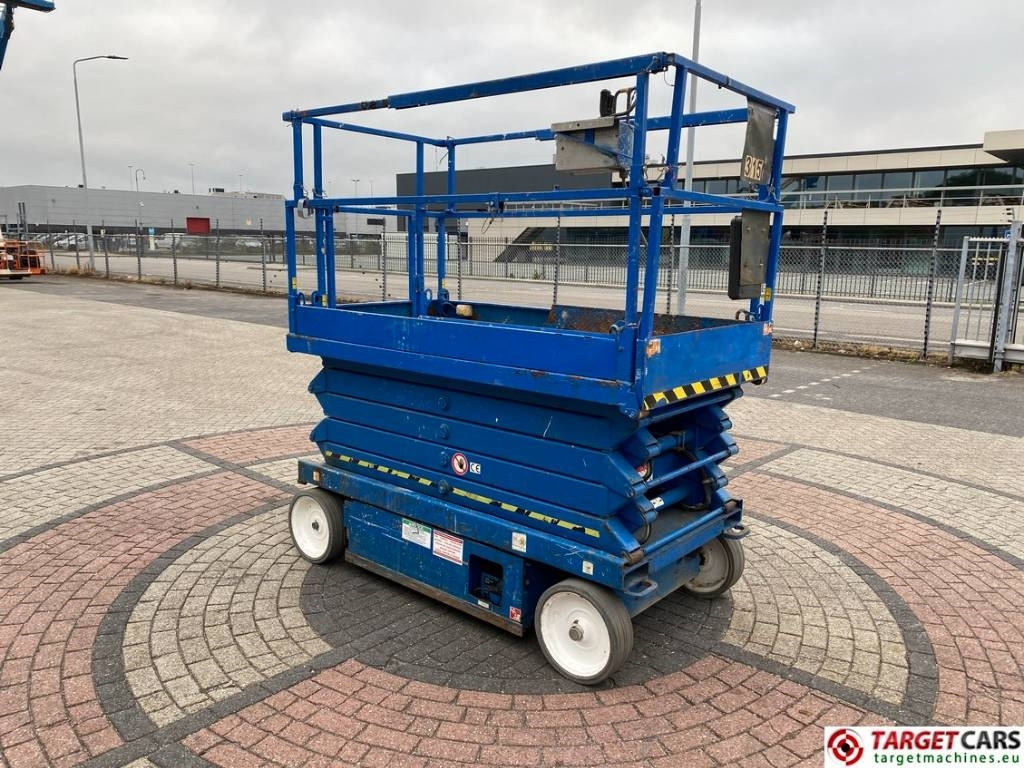 SkyJack SJIII-4632 Electric 4632 Scissor Work Lift 1170cm - Plataforma de Tijera/ Plataforma de tesoura: foto 2 SkyJack SJIII-4632 Electric 4632 Scissor Work Lift 1170cm - Plataforma de Tijera/ Plataforma de tesoura: foto 2