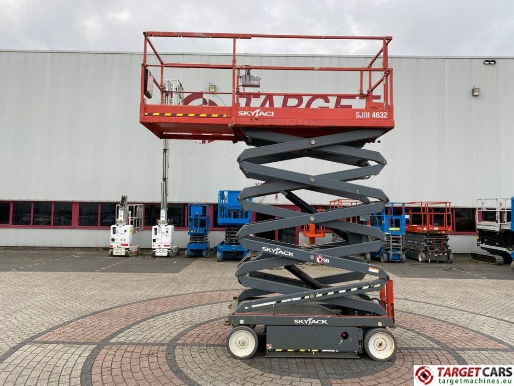 SkyJack SJIII-4632 Electric Scissor SJ4632 WorkLift 1170cm - Plataforma de Tijera/ Plataforma de tesoura: foto 5 SkyJack SJIII-4632 Electric Scissor SJ4632 WorkLift 1170cm - Plataforma de Tijera/ Plataforma de tesoura: foto 5